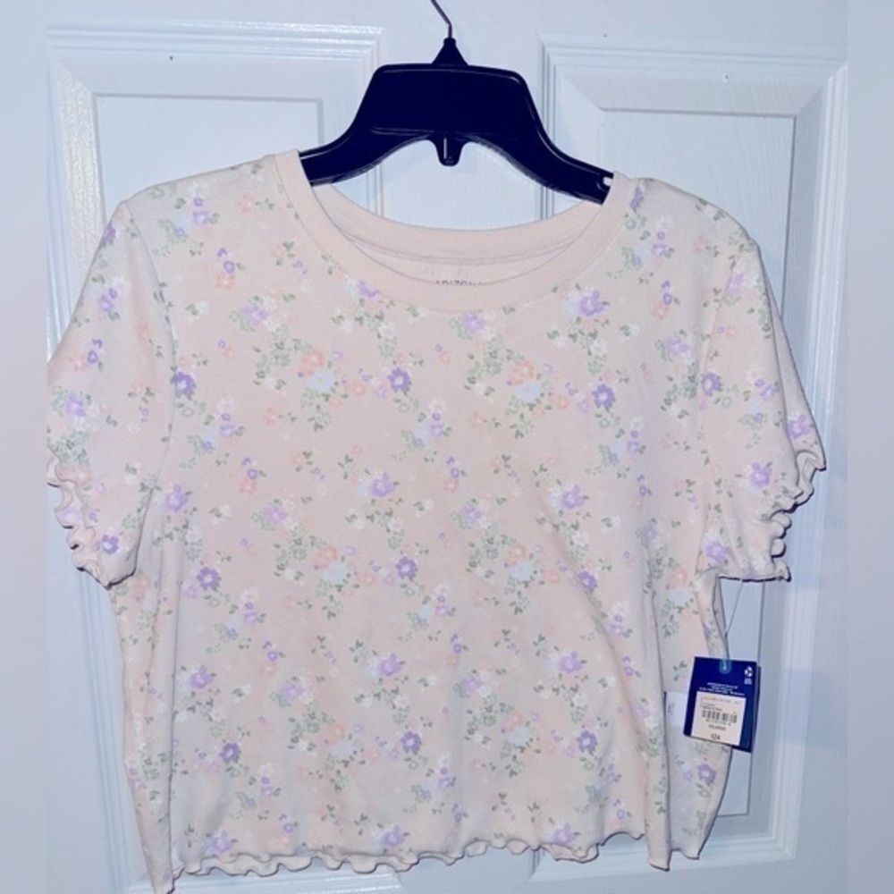 Women's Arizona Juniors Fitted Floral Top - NWT - XXL​